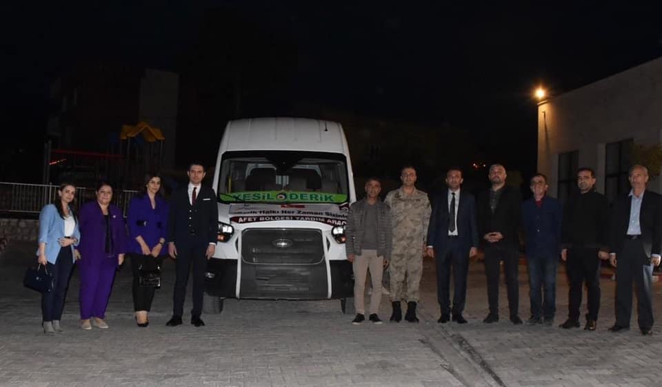 İlçe Kaymakamımız, Hatay iline gidecek olan yardım aracını uğurladı .